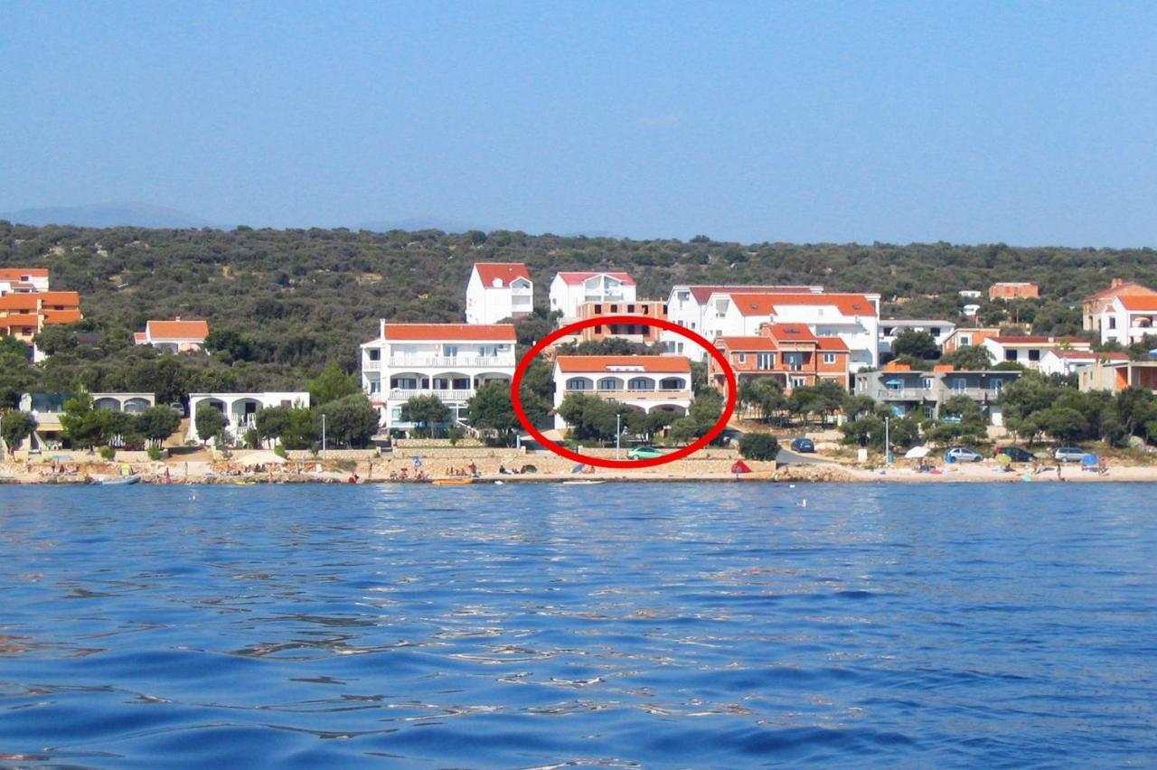 Apartments By The Sea Mandre, Pag - 8655 科兰 外观 照片