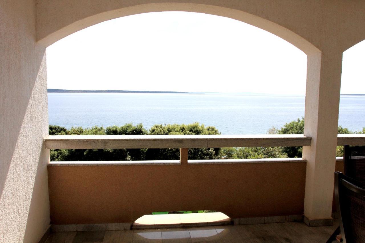 Apartments By The Sea Mandre, Pag - 8655 科兰 外观 照片