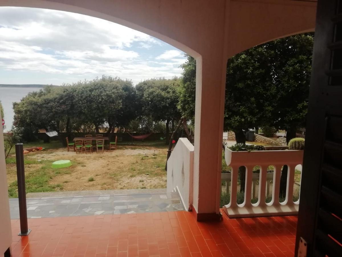Apartments By The Sea Mandre, Pag - 8655 科兰 外观 照片